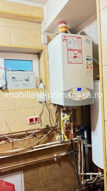 VILA D+P+M 300mp construiti cu teren de 450mp zona Cartier Sasar! - imagine 10