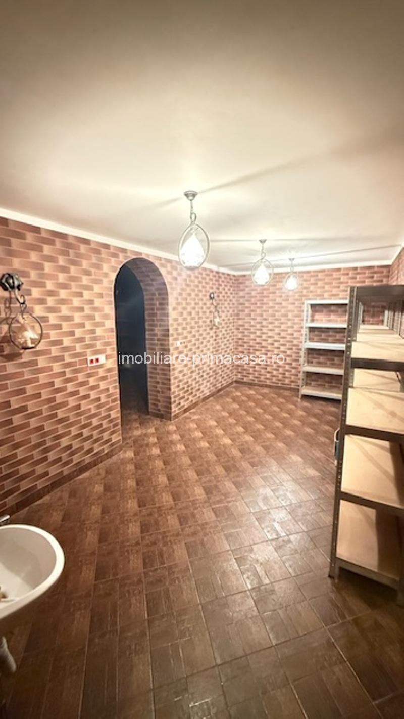 VILA D+P+M 300mp construiti cu teren de 450mp zona Cartier Sasar! - imagine 8