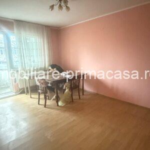 DECEBAL 2camere decomandate, clasic, etaj2!