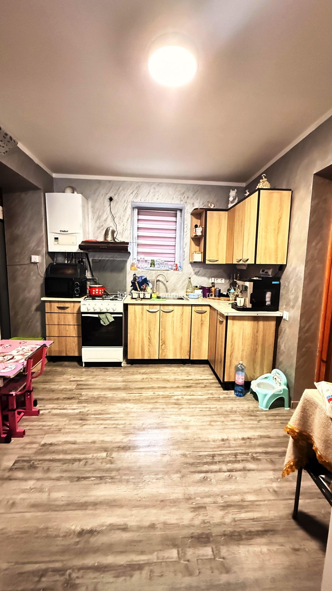 Casă de vânzare în sat Săsar, 113 mp, teren 651 mp, centrală Vaillant + sobă teracotă! - imagine 19