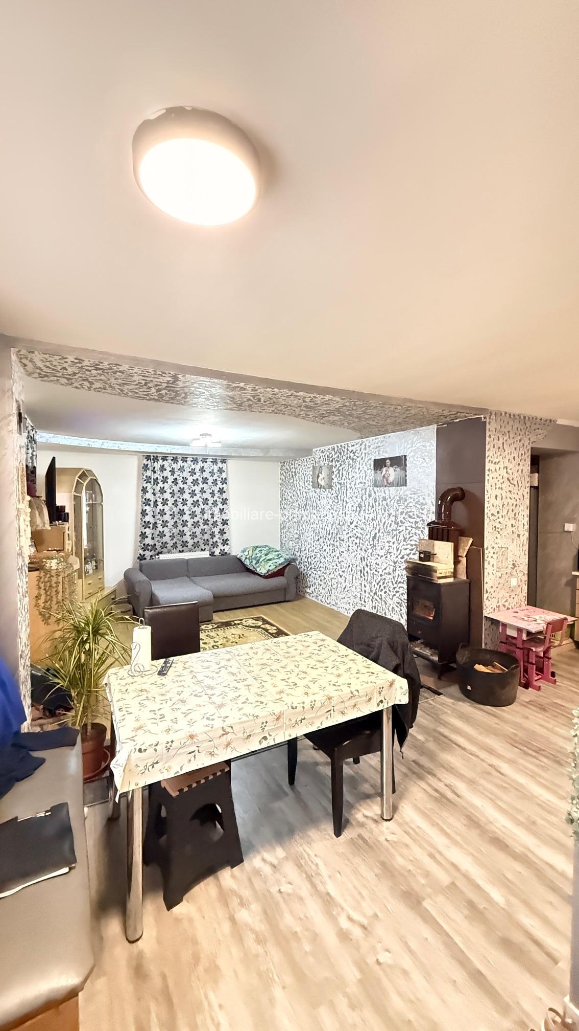 Casă de vânzare în sat Săsar, 113 mp, teren 651 mp, centrală Vaillant + sobă teracotă! - imagine 12