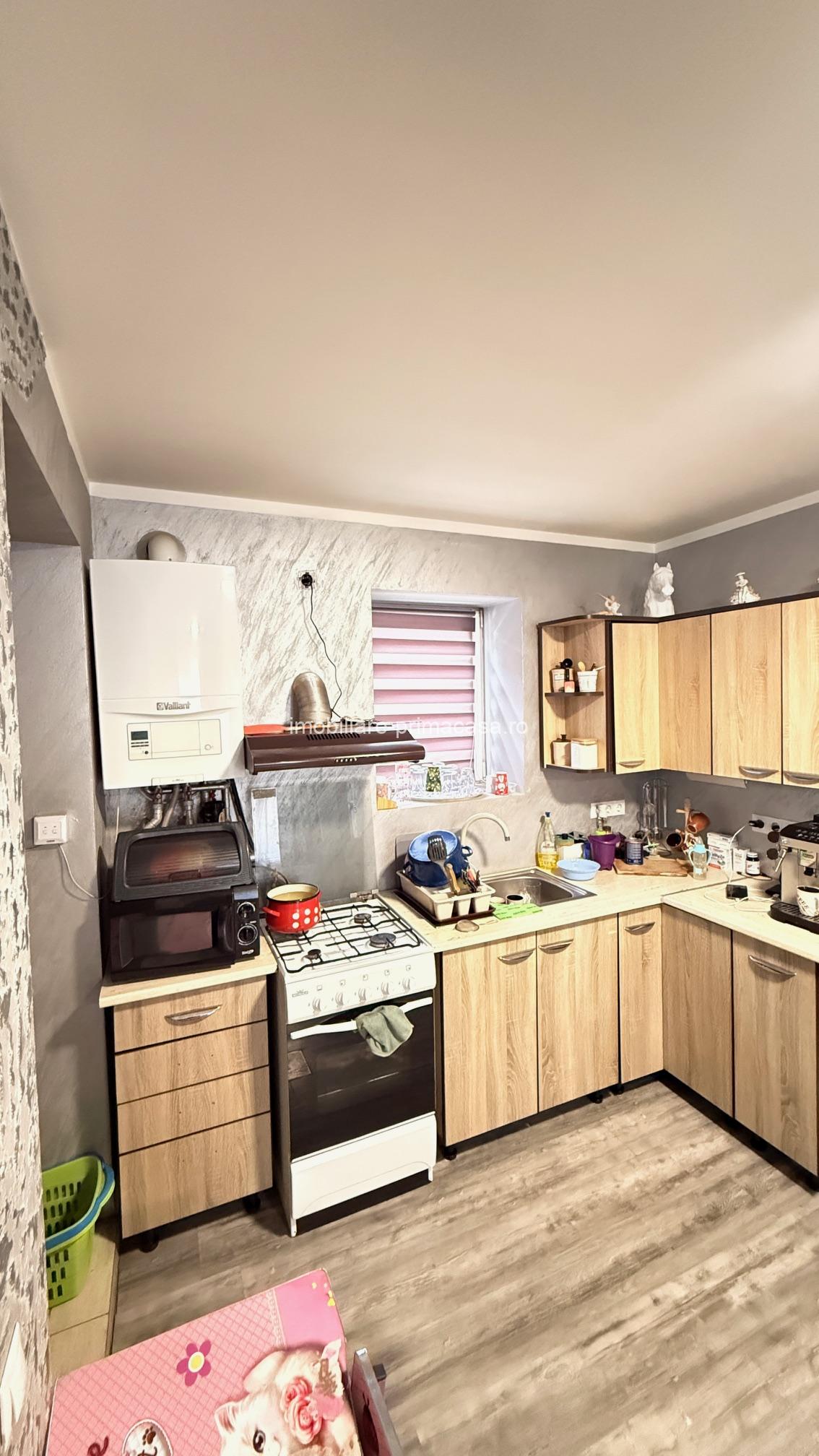 Casă de vânzare în sat Săsar, 113 mp, teren 651 mp, centrală Vaillant + sobă teracotă! - imagine 9