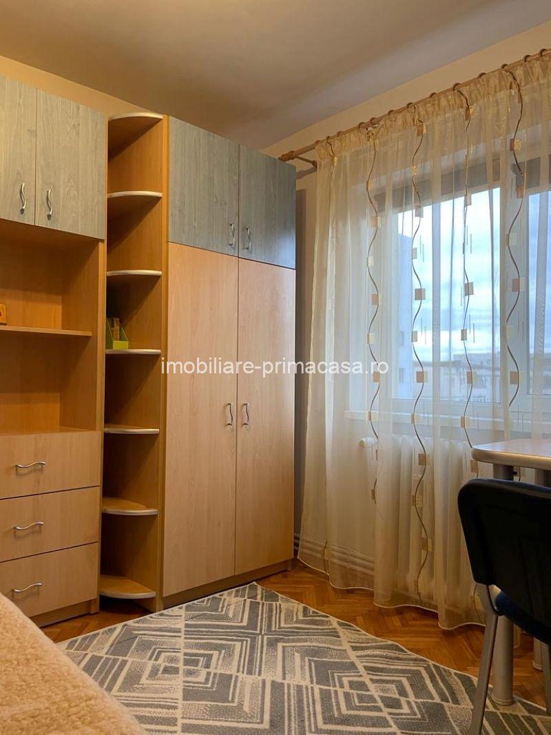 – Zona Caragiale -Apartament 3 camere decomandat, 2 băi, 2 balcoane - imagine 7