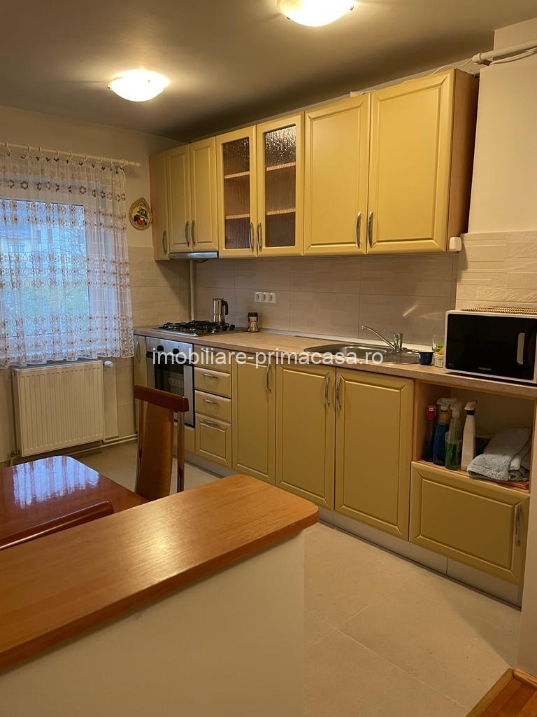 – Zona Caragiale -Apartament 3 camere decomandat, 2 băi, 2 balcoane - imagine 10