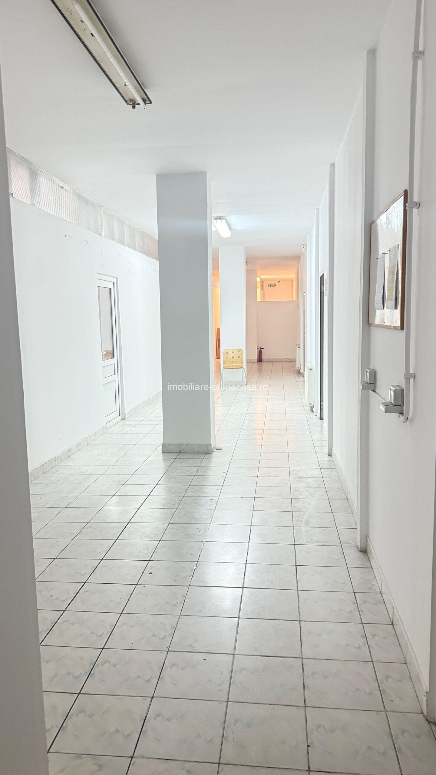 Hală industrială de vânzare / închiriere – suprafață mare, acces facil! - imagine 6