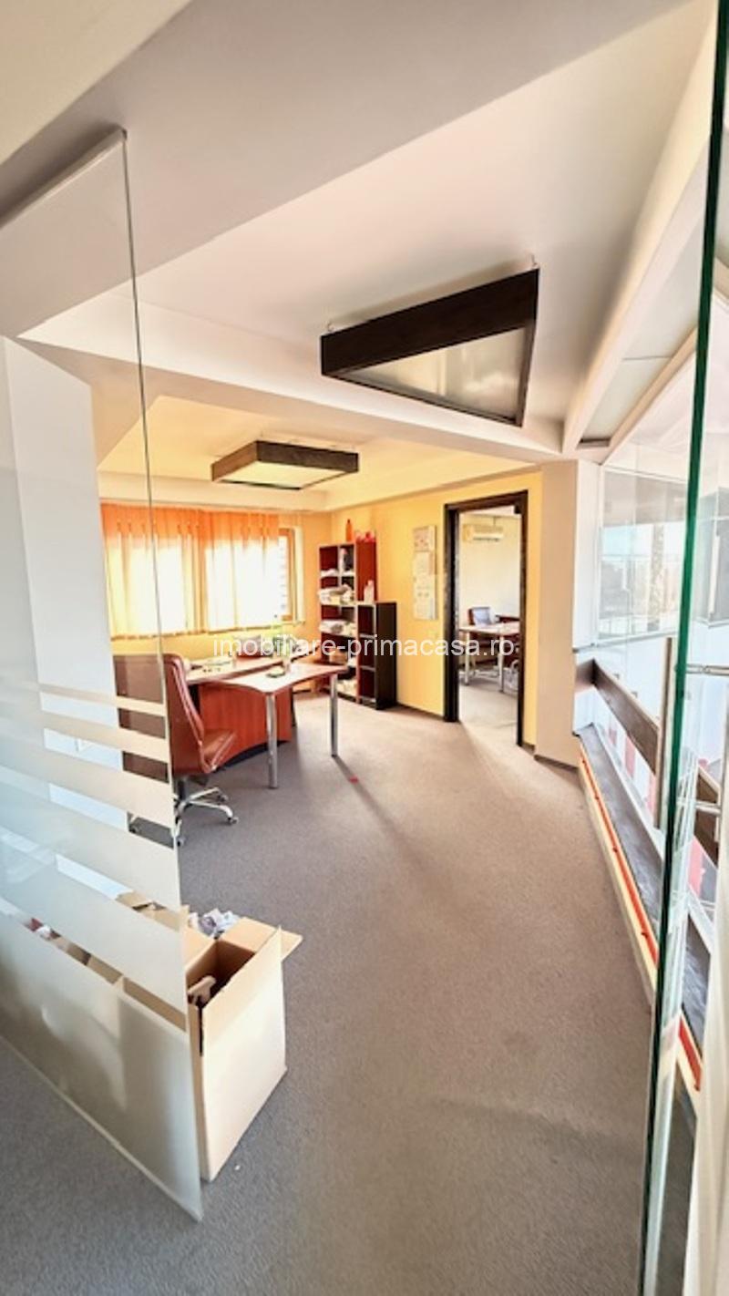 Zona Eminescu HALA 451 mp + caldire birouri 154 mp, teren 2000mp! - imagine 9