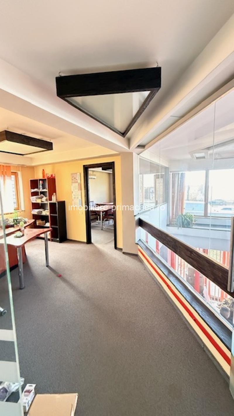 Zona Eminescu HALA 451 mp + caldire birouri 154 mp, teren 2000mp! - imagine 8