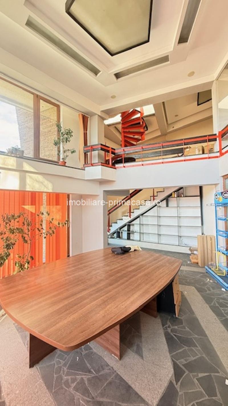 Zona Eminescu HALA 451 mp + caldire birouri 154 mp, teren 2000mp! - imagine 2