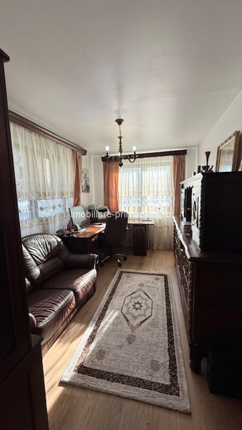 ZONA PRONTO- Casă P+E 200 mp, 2 garaje, teren 723mp! - imagine 25