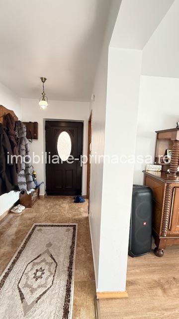 ZONA PRONTO- Casă P+E 200 mp, 2 garaje, teren 723mp! - imagine 22