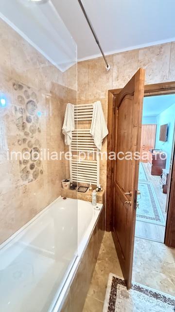 ZONA PRONTO- Casă P+E 200 mp, 2 garaje, teren 723mp! - imagine 12