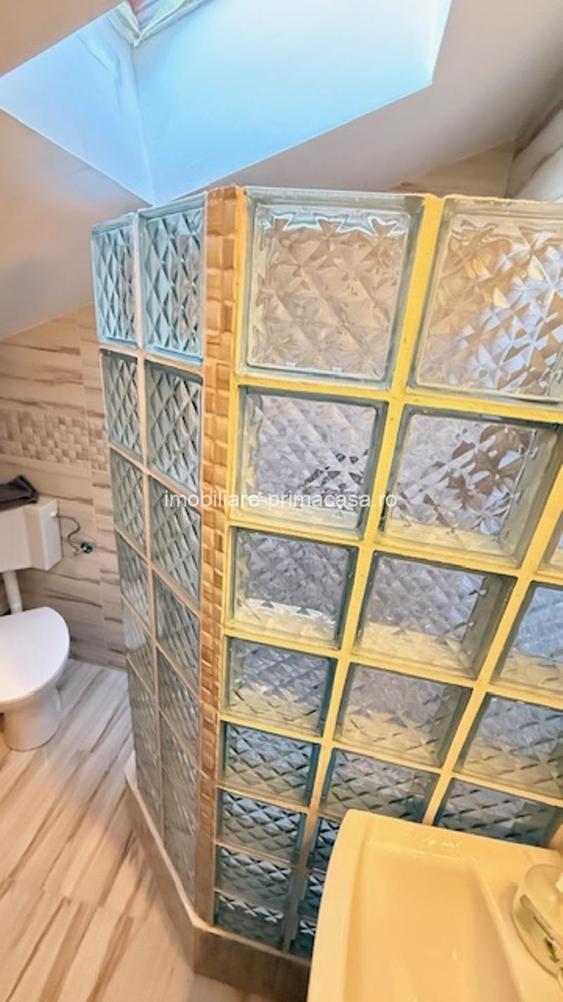 ZONA PRONTO- Casă P+E 200 mp, 2 garaje, teren 723mp! - imagine 8