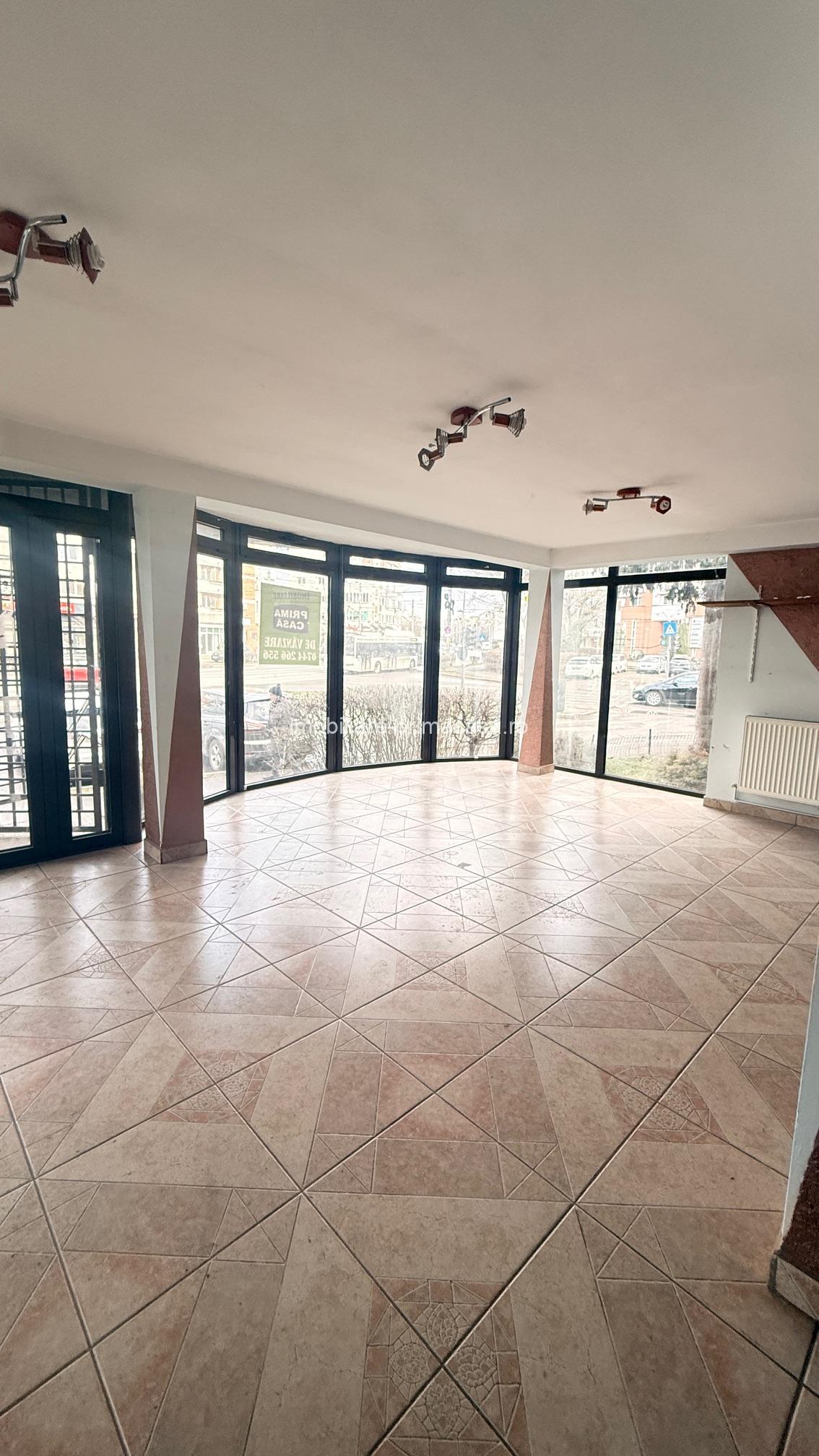 SPATIU COMERCIAL cu iesire la strada , aprox. 100mp ! - imagine 22