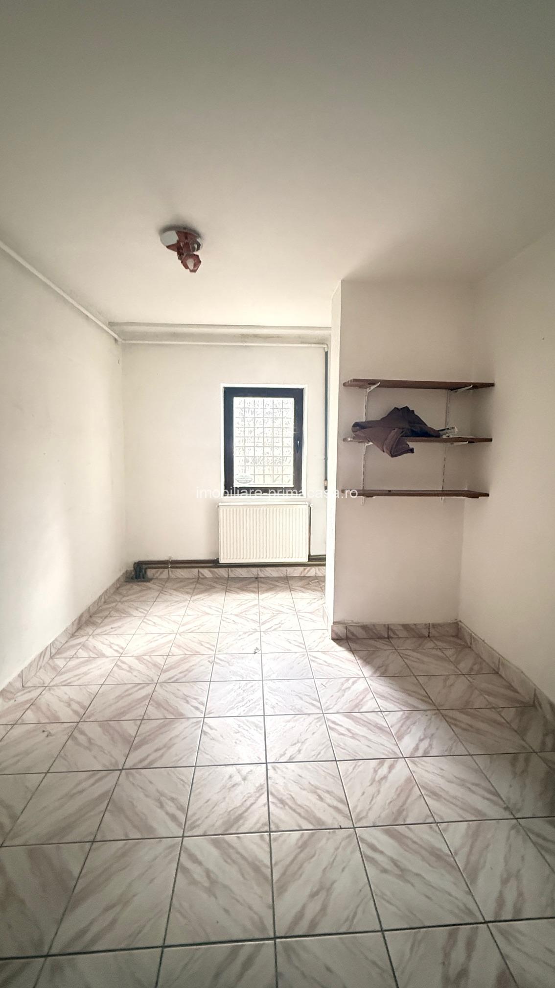 SPATIU COMERCIAL cu iesire la strada , aprox. 100mp ! - imagine 17