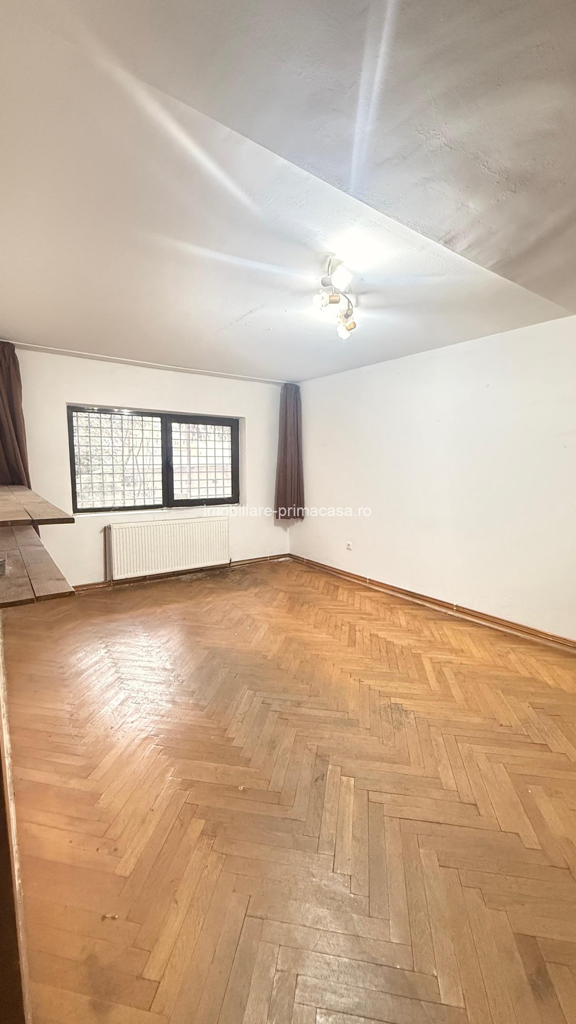 SPATIU COMERCIAL cu iesire la strada , aprox. 100mp ! - imagine 16