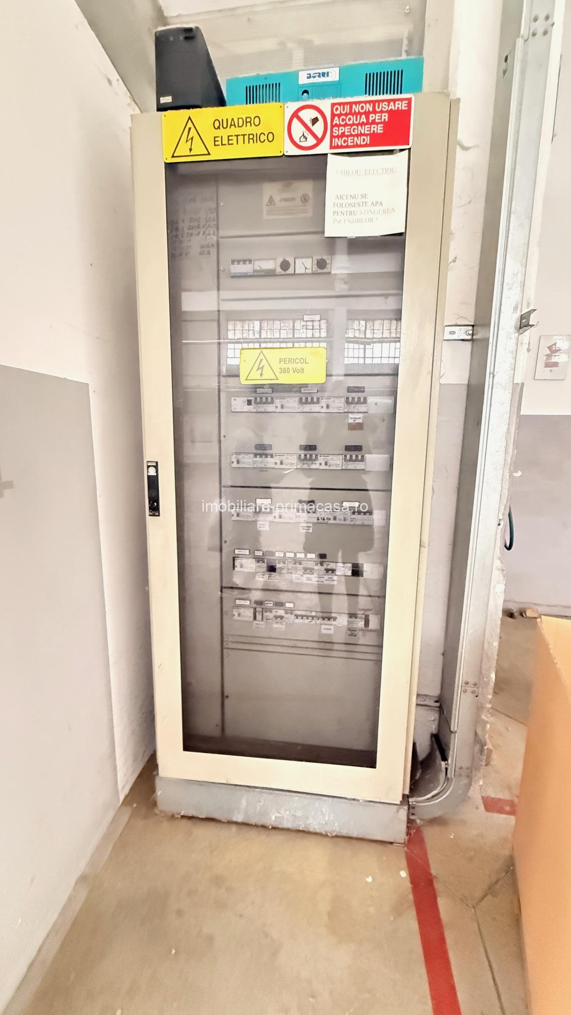 Hală industrială de vânzare / închiriere – suprafață mare, acces facil! - imagine 24