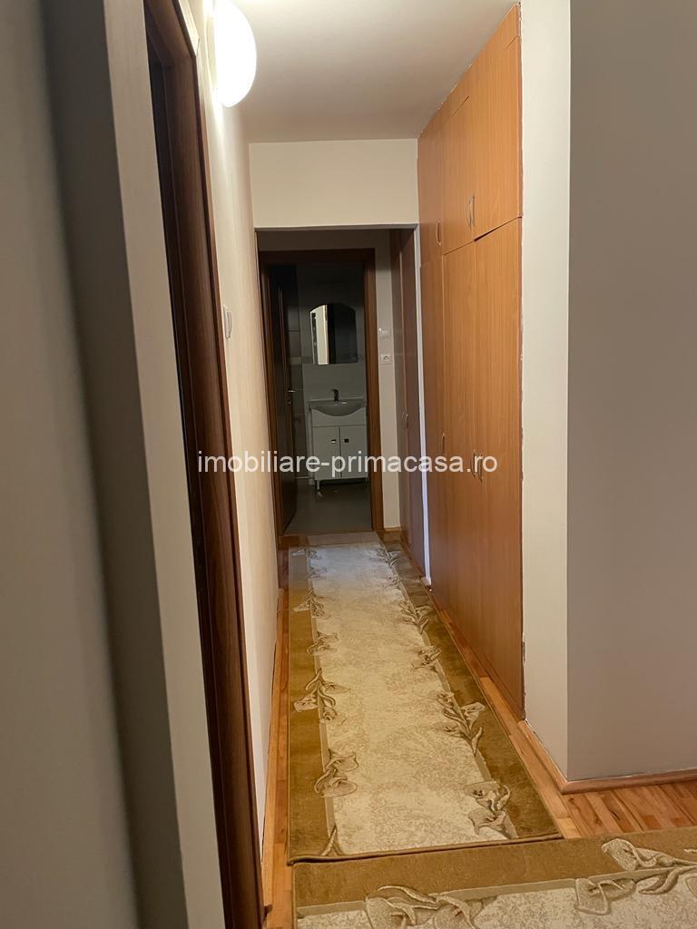 – Zona Caragiale -Apartament 3 camere decomandat, 2 băi, 2 balcoane - imagine 5