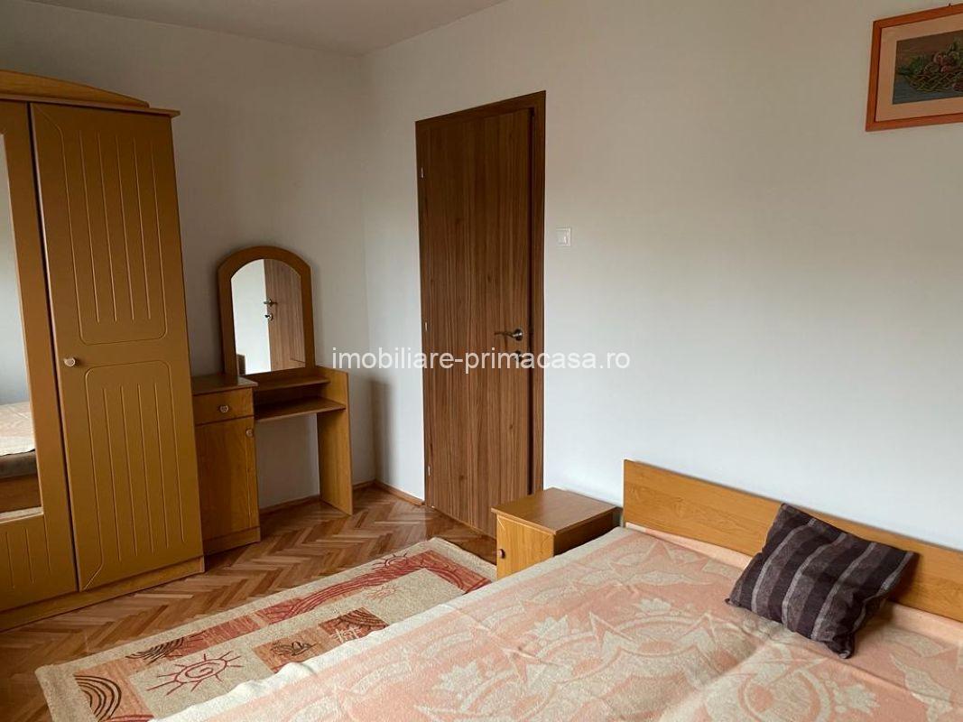 – Zona Caragiale -Apartament 3 camere decomandat, 2 băi, 2 balcoane - imagine 3