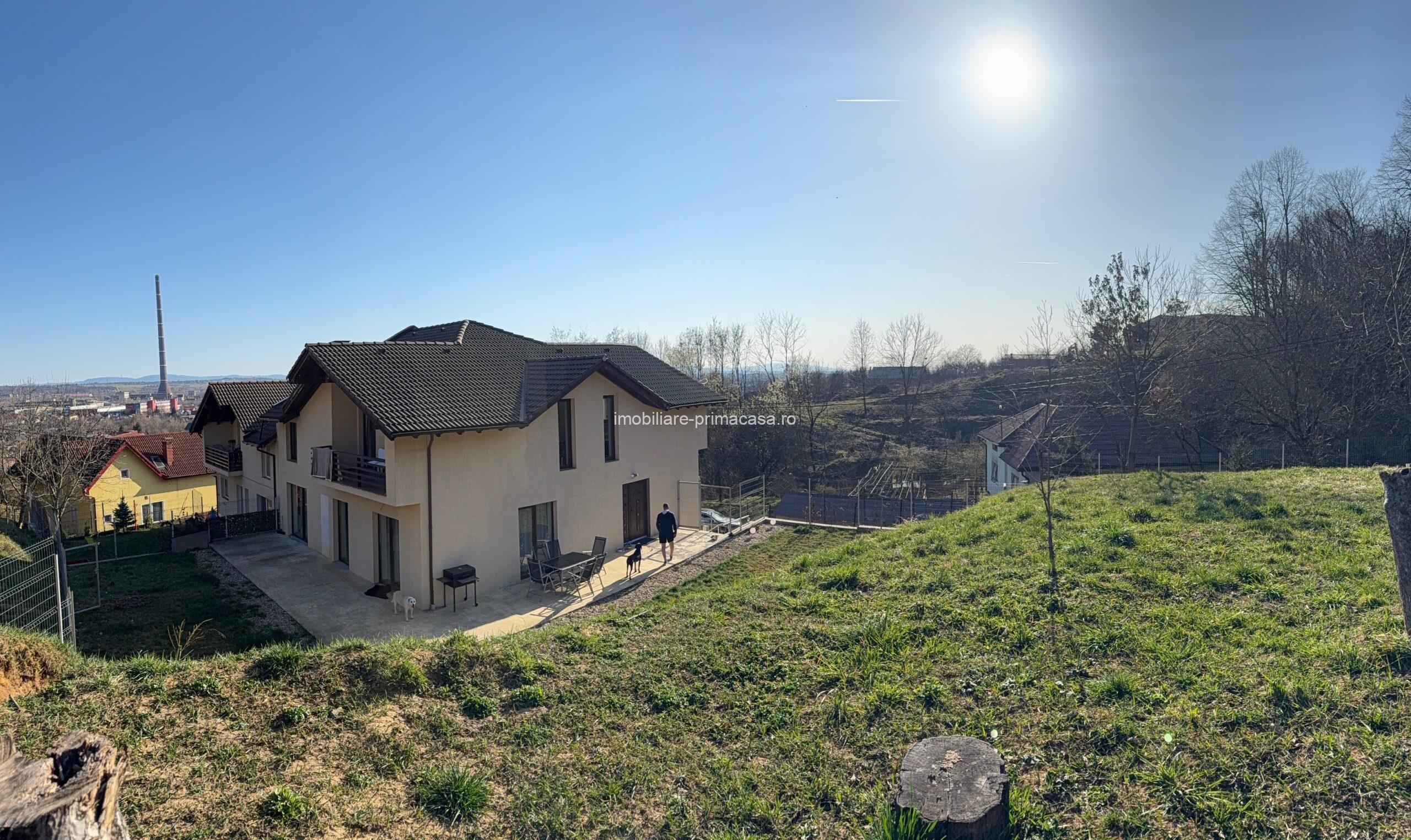 Duplex elegant, spațios – 370 mp | teren 12 ari | Baia Mare – zona Griviței!