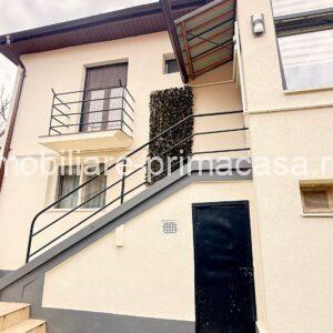 🏡Ultracentral – Zona Hollosi - Casă tip duplex de închiriat!