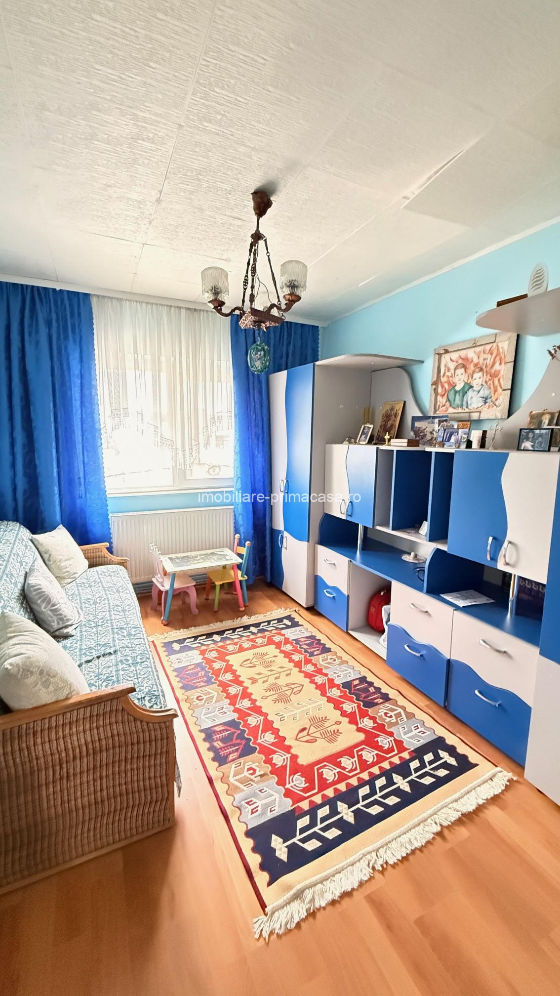 Str. Serelor (Parcul Central) Apartament cu 4 camere, decomandat, ultracentral ! - imagine 8