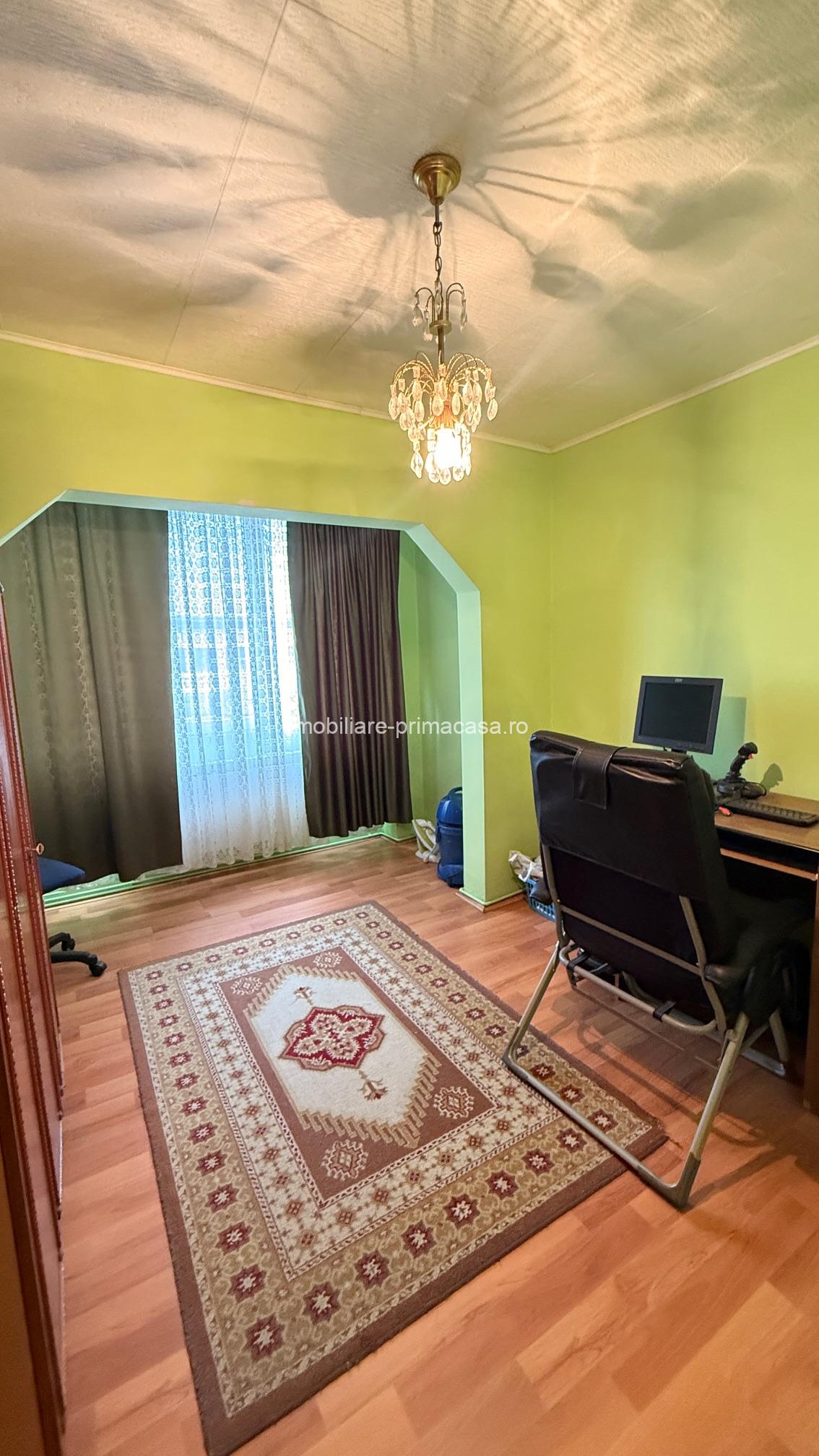 Str. Serelor (Parcul Central) Apartament cu 4 camere, decomandat, ultracentral ! - imagine 6