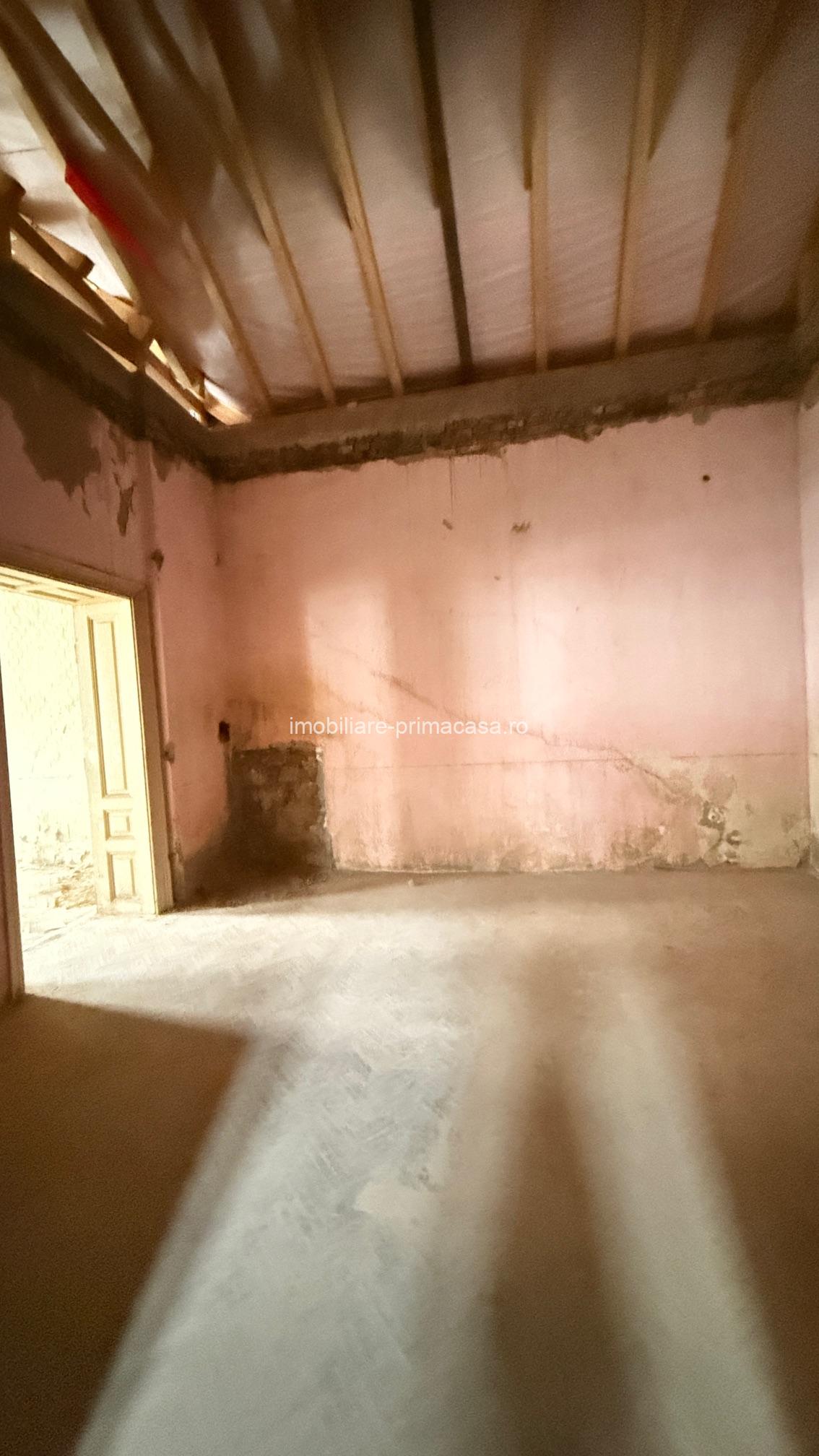 CLADIRE ISTORICA(1895), 150 mp Centrul Vechi Baia Mare! - imagine 4