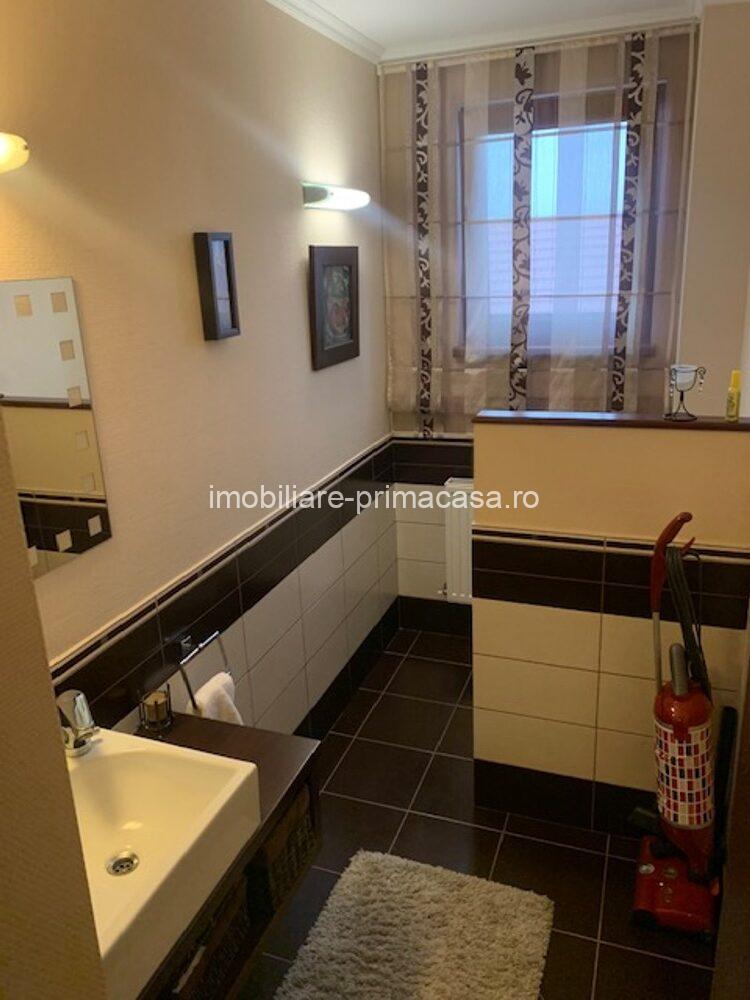 ZONA TBC , DUPLEX D+P+E din an 2007 , 950mp si 10ari teren! - imagine 18