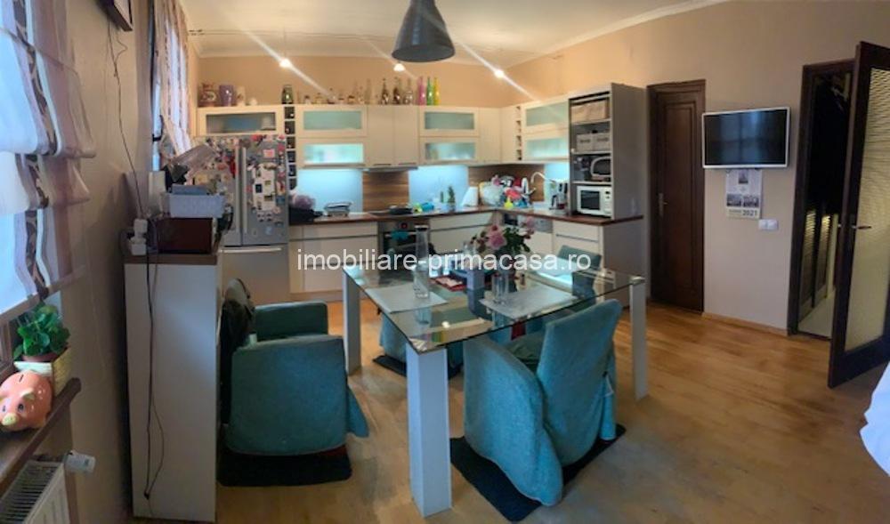 ZONA TBC , DUPLEX D+P+E din an 2007 , 950mp si 10ari teren! - imagine 16