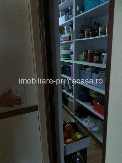 ZONA TBC , DUPLEX D+P+E din an 2007 , 950mp si 10ari teren! - imagine 14