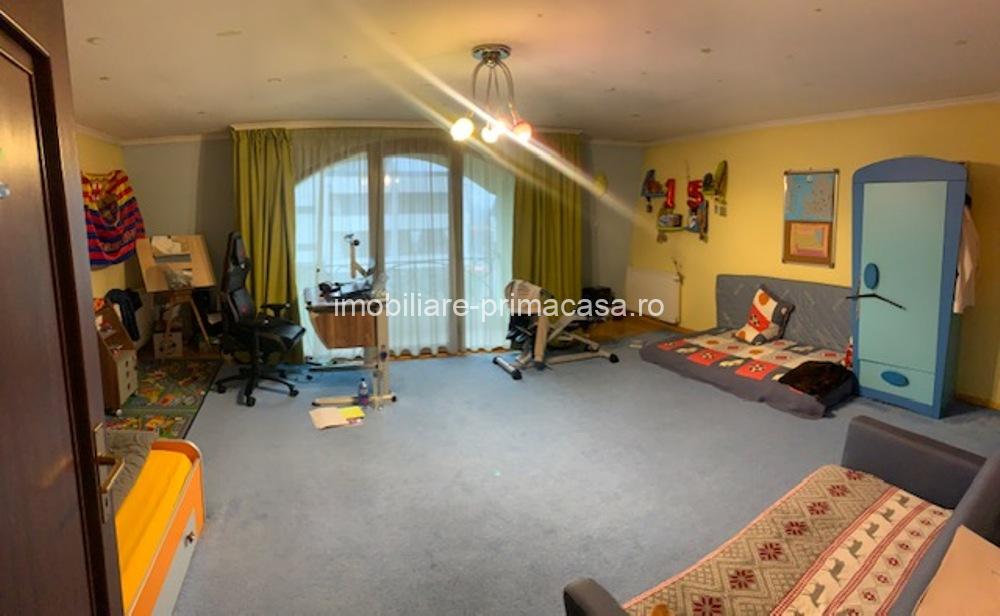 ZONA TBC , DUPLEX D+P+E din an 2007 , 950mp si 10ari teren! - imagine 4