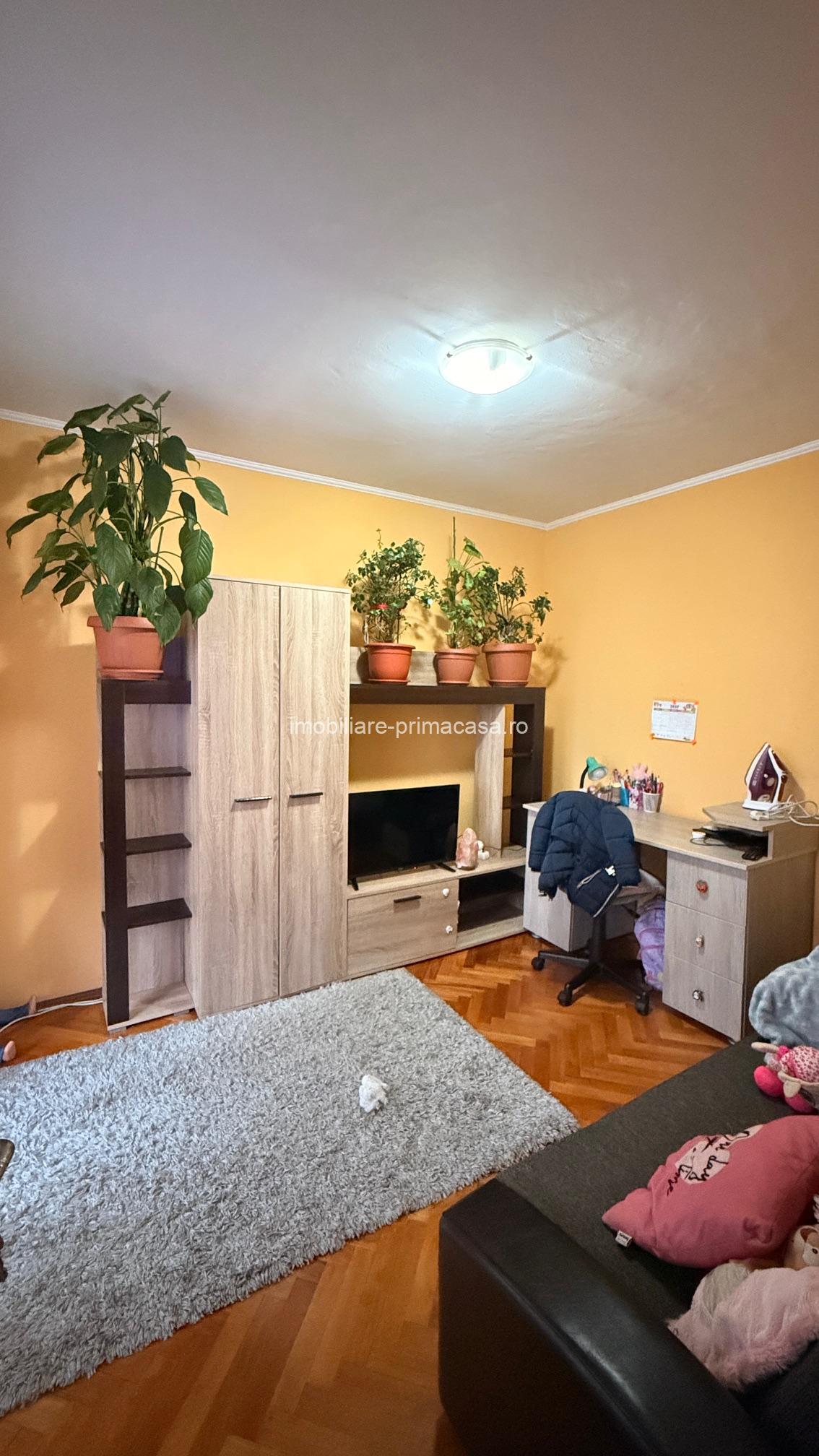 ZONA AUTOGARA apartament 2 camere mobilat si utilat ! - imagine 5