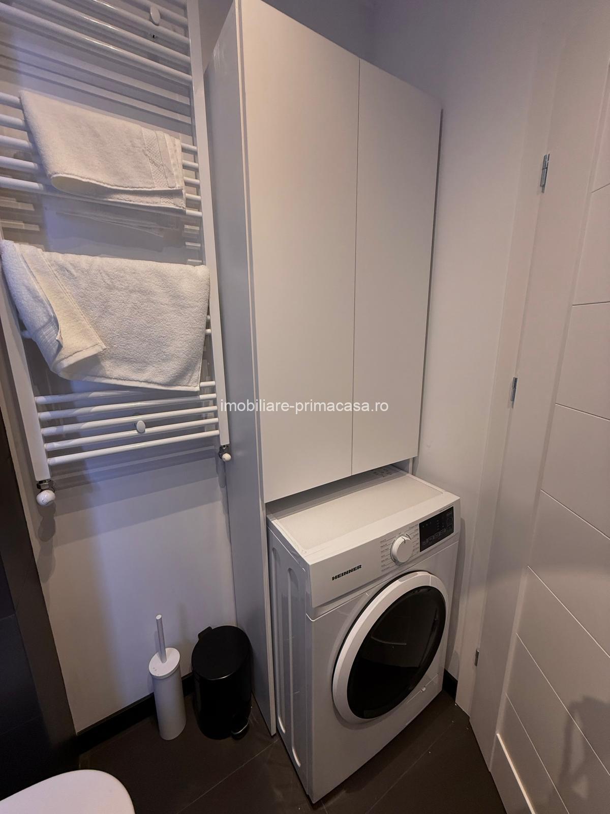 BLOC NOU, 2 camere super LUX , mobilat si utilat, parcare ext.! - imagine 19