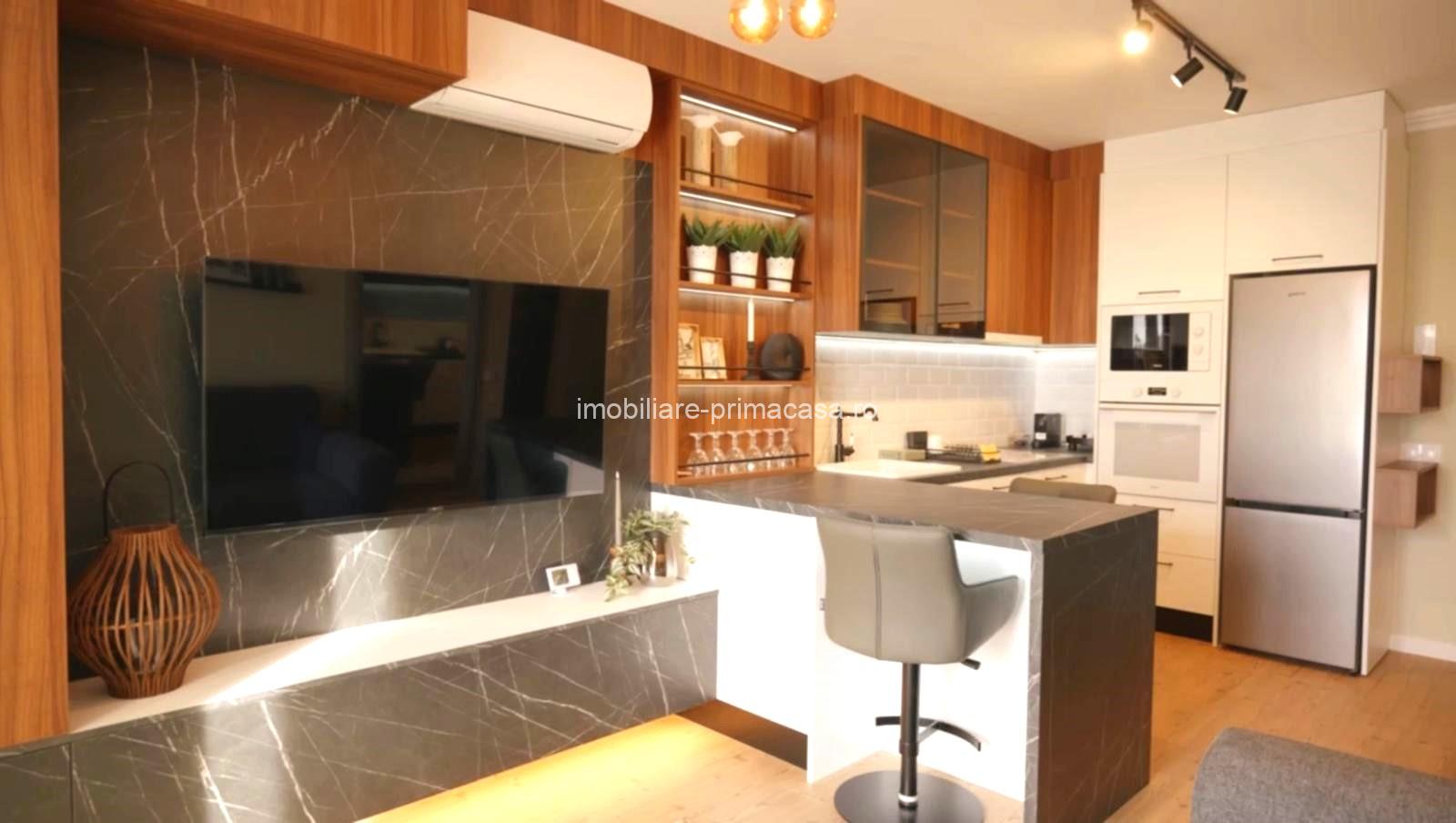 BLOC NOU, 2 camere super LUX , mobilat si utilat, parcare ext.! - imagine 9