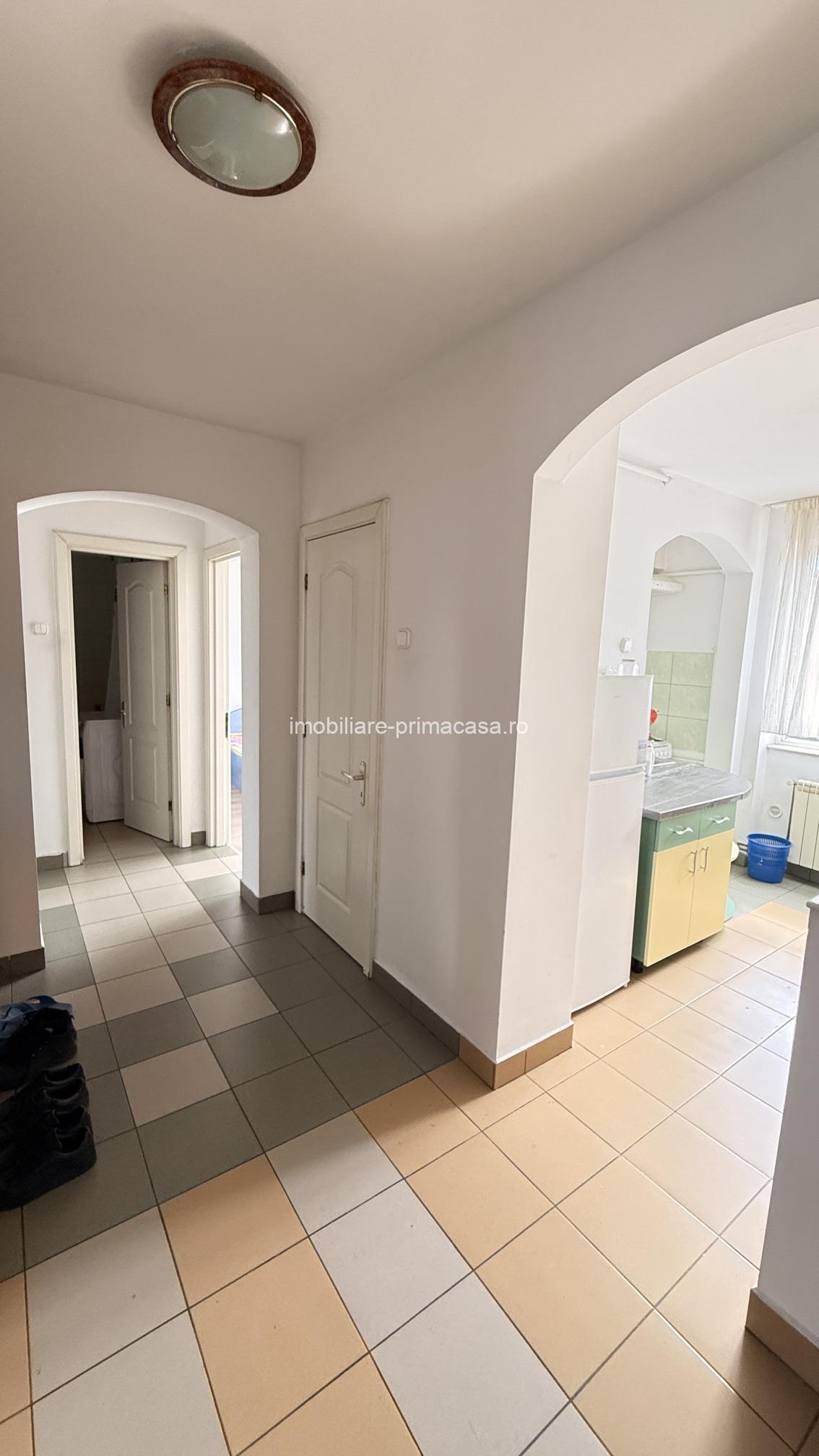 CARAGIALE apartament 4 camere, 70 mp, 105.000 € - imagine 20