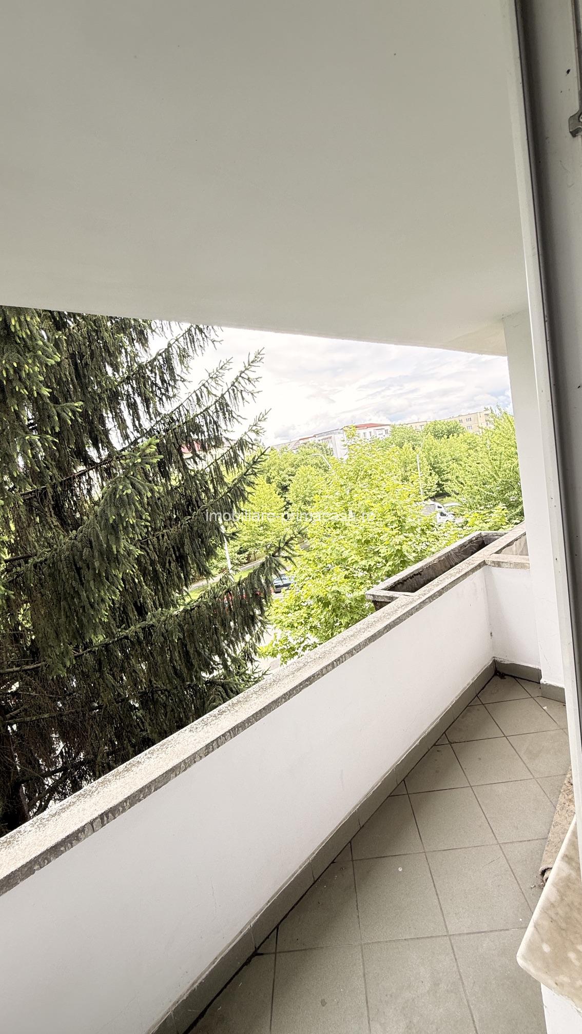CARAGIALE apartament 4 camere, 70 mp, 105.000 € - imagine 9