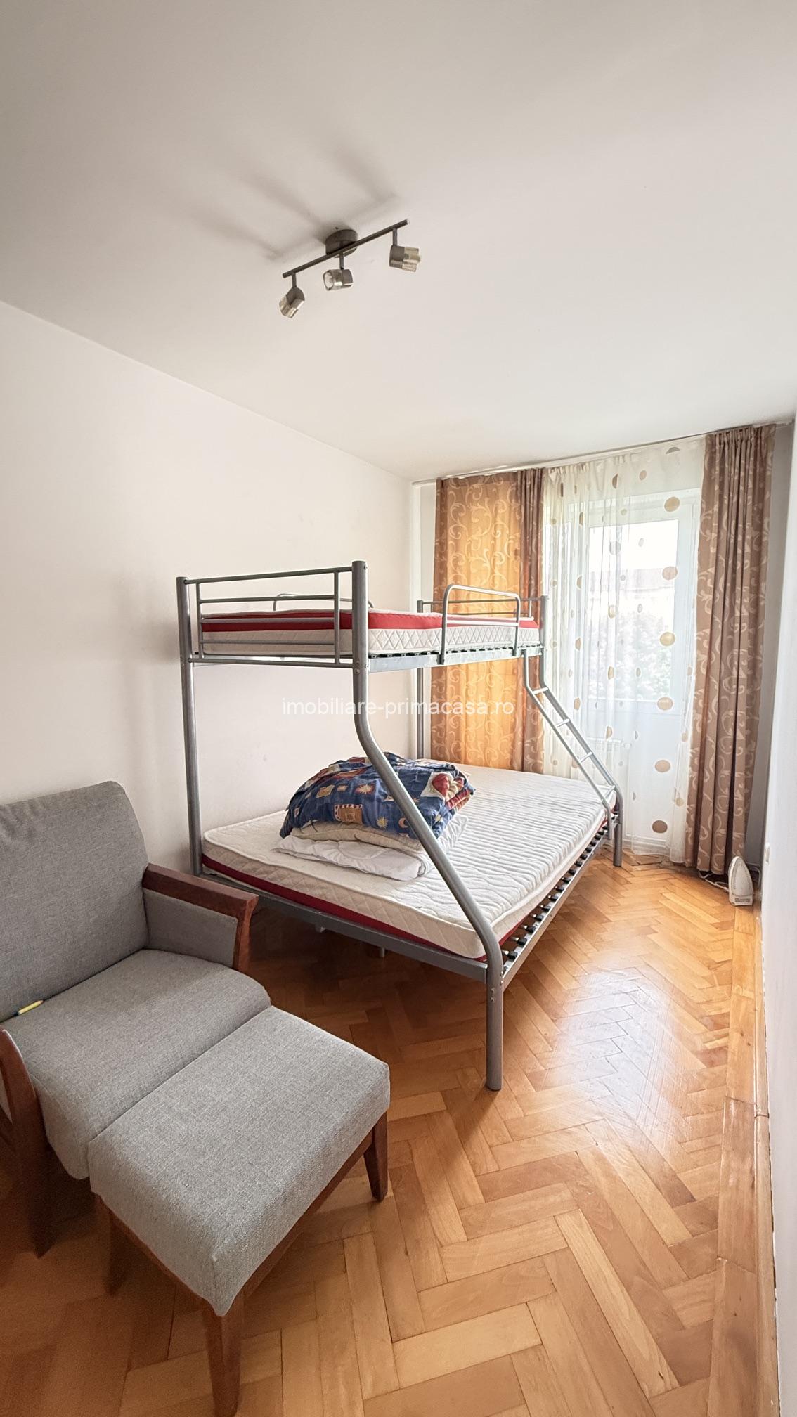 CARAGIALE apartament 4 camere, 70 mp, 105.000 € - imagine 5