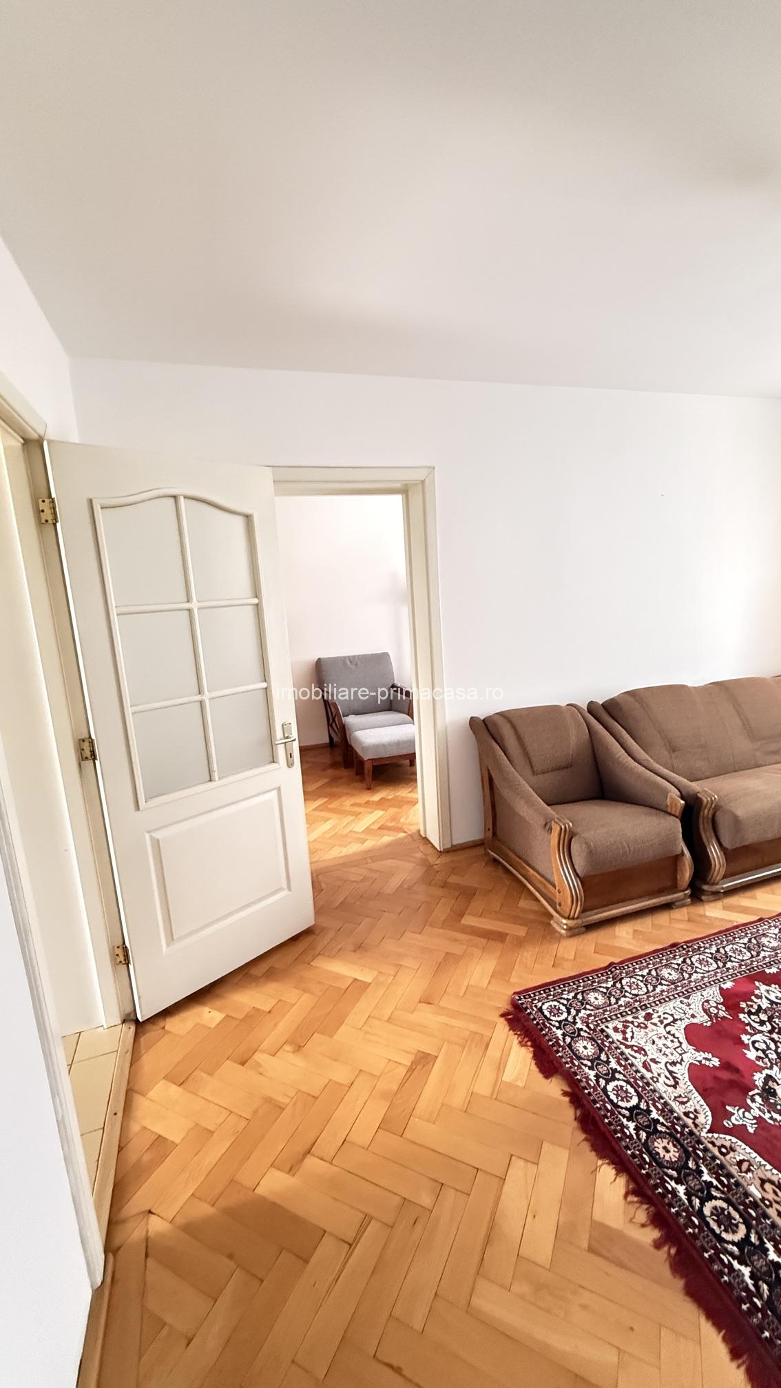 CARAGIALE apartament 4 camere, 70 mp, 105.000 € - imagine 4