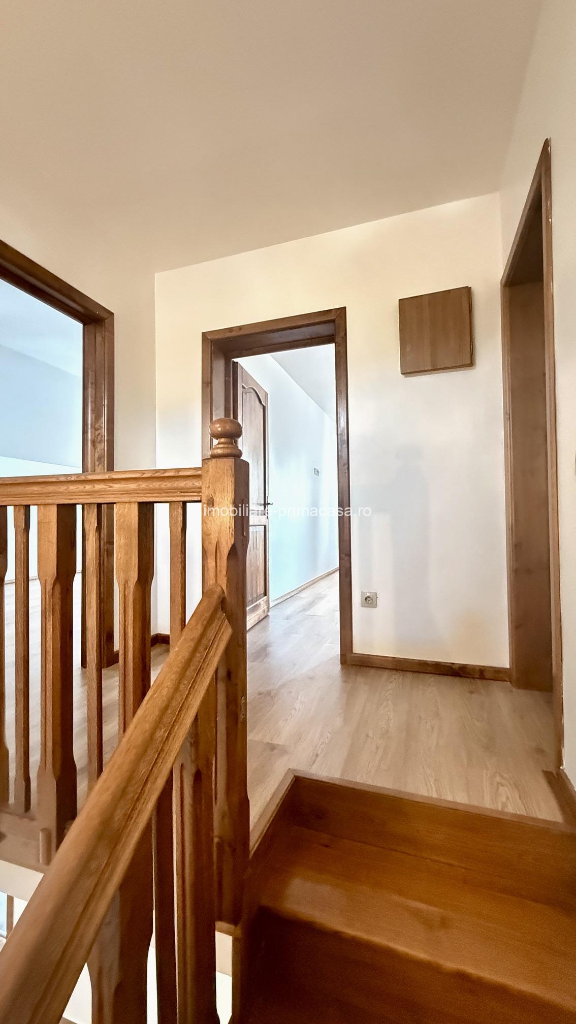 ZONA PRONTO- Casă P+E 200 mp, 2 garaje, teren 723mp! - imagine 20
