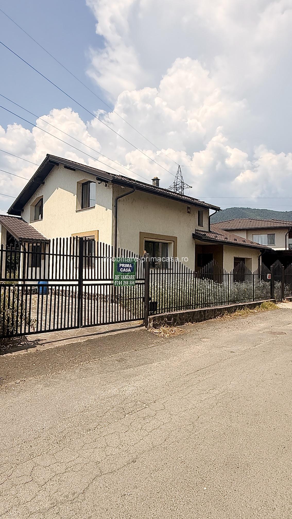 ZONA PRONTO- Casă P+E 200 mp, 2 garaje, teren 723mp! - imagine 2