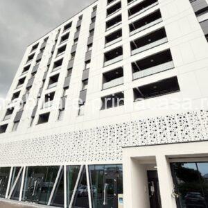 COSBUC- Bloc nou, apartament cu 2 camere, parcare interioara, 390€/Luna
