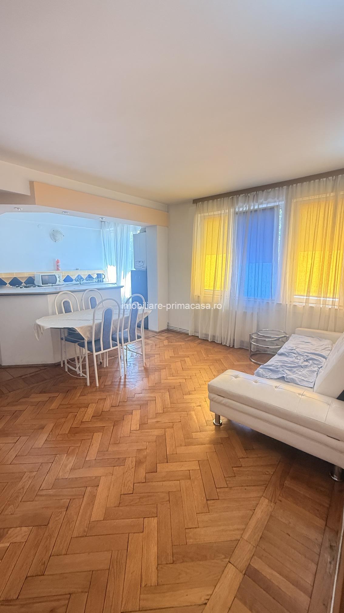 Apartament semidecomandat, Centru – Strada Revoluției, etaj 1, mobilat! - imagine 17