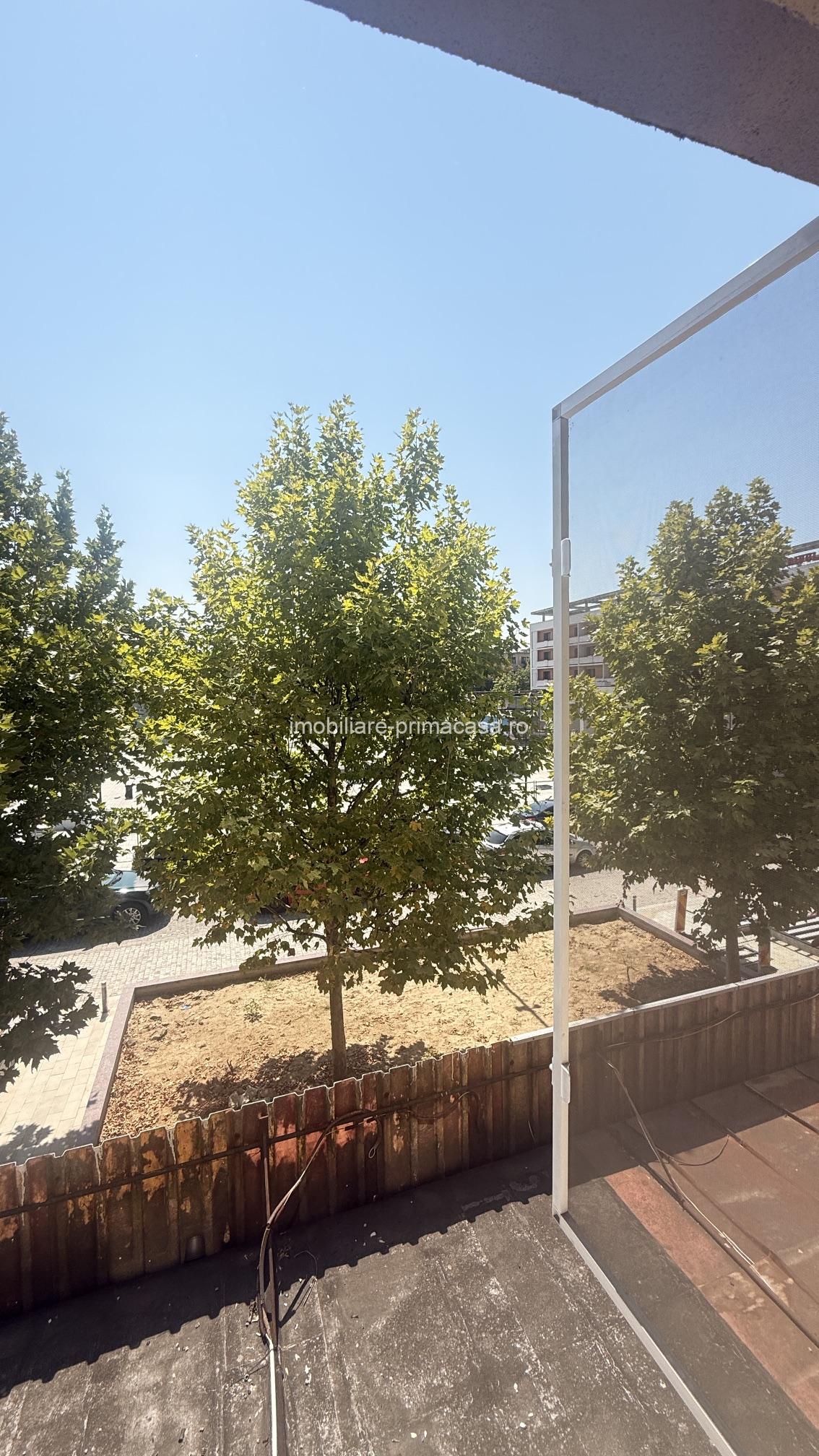 Apartament semidecomandat, Centru – Strada Revoluției, etaj 1, mobilat! - imagine 6