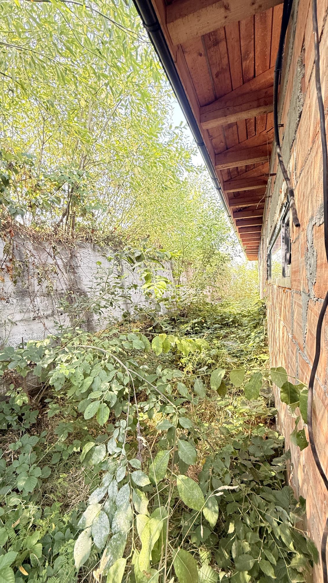 ZONA CASTEL TRANSILVANIA -str. VRANCEI -casa parter la rosu cu teren 1678mp - imagine 15