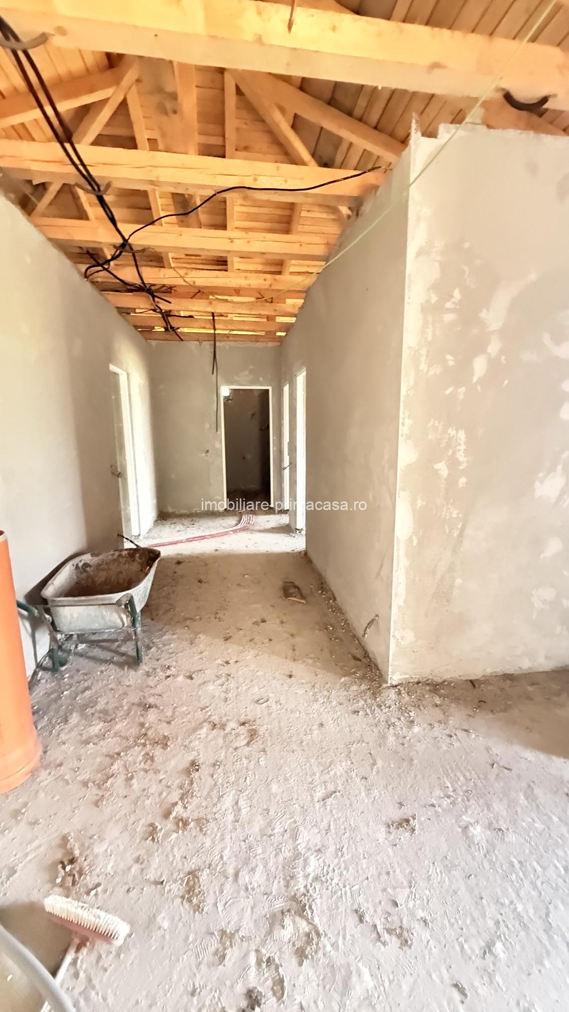 ZONA CASTEL TRANSILVANIA -str. VRANCEI -casa parter la rosu cu teren 1678mp - imagine 7