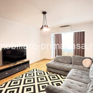 Casa de Cultură -Apartament spațios cu 3 camere, 75 mp, etaj 2 !