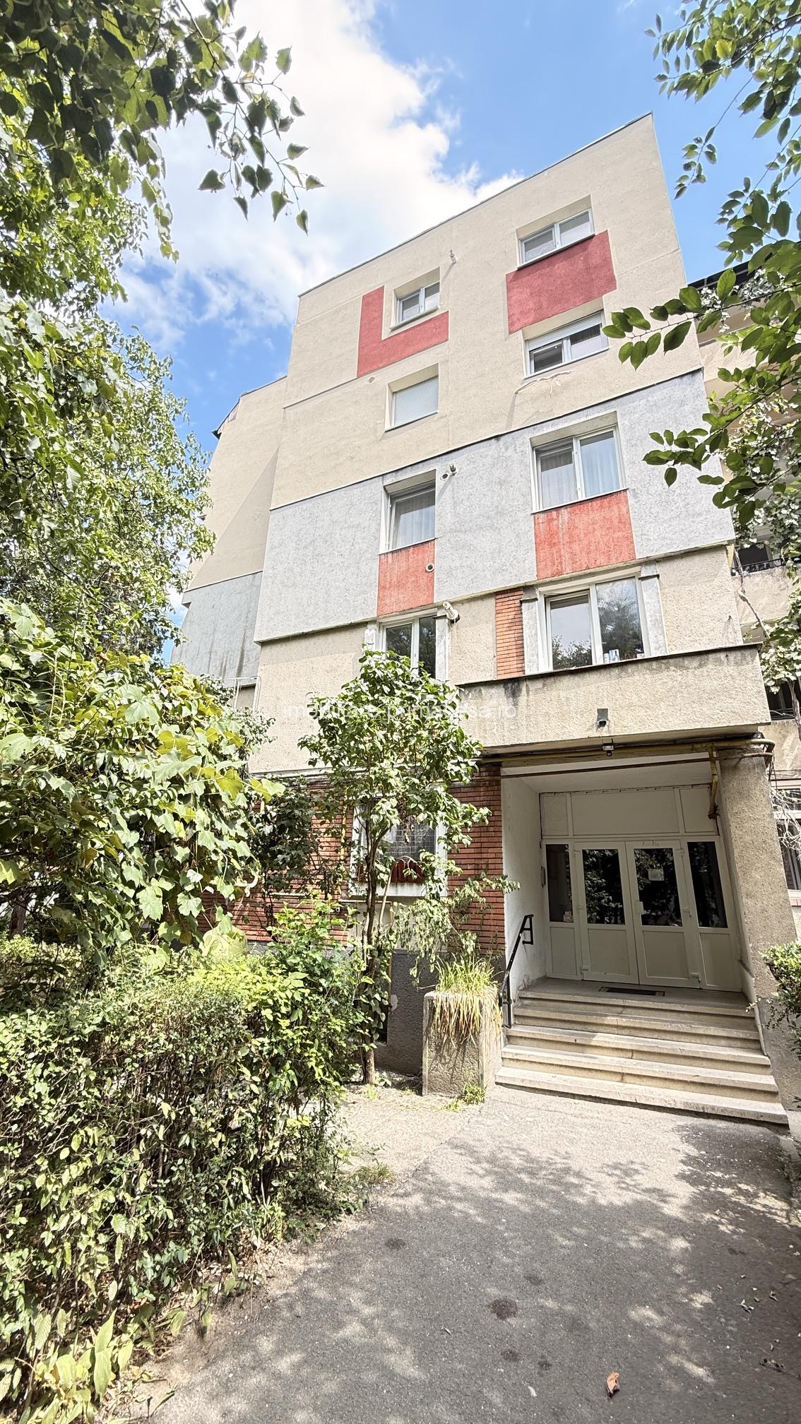 Casa de Cultură -Apartament spațios cu 3 camere, 75 mp, etaj 2 ! - imagine 2