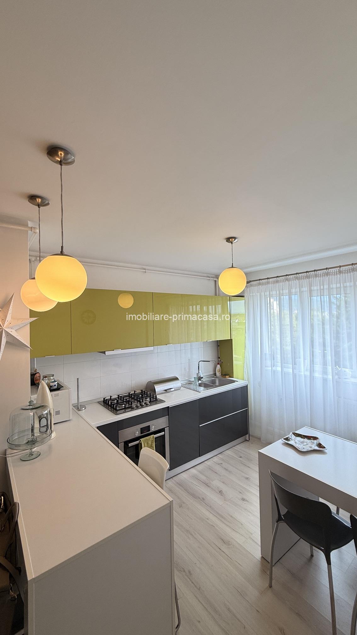 Bulevardul Unirii, vedere spre Parcul Mara-Apartament cu 3 camere de închiriat! - imagine 13