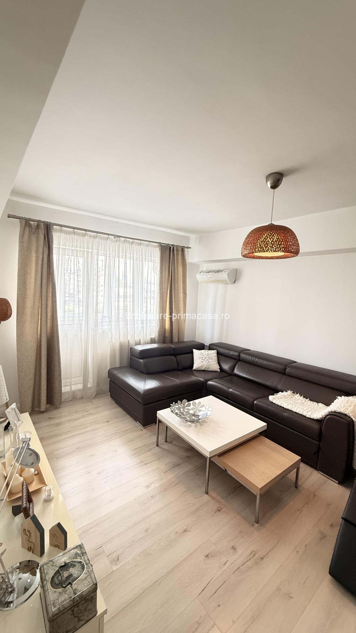 Bulevardul Unirii, vedere spre Parcul Mara-Apartament cu 3 camere de închiriat! - imagine 3