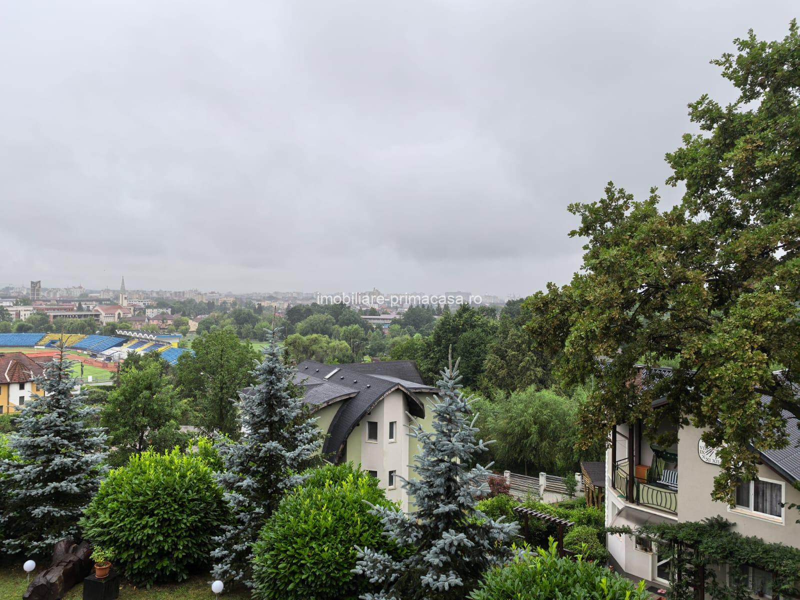 ZONA PARC apartament in VILA cu 3 camere ultrafinisat,panorama super! - imagine 3